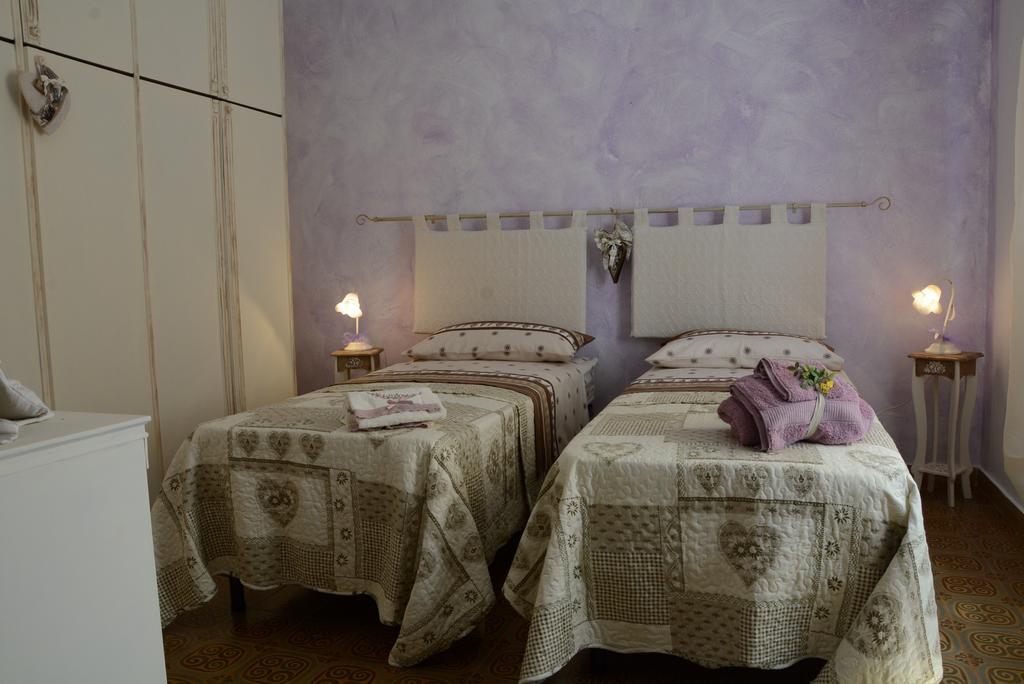 Bed and Breakfast Casa Balai Porto Torres Exterior foto